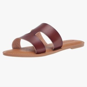 Amazon Essentials Women's Flat Banded Sandal